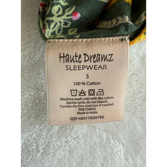 HAUTE DREAMZ‎ Women’s Short Pajama Set Green Cheetah Fun Jungle Print Small - Picture 4 of 13